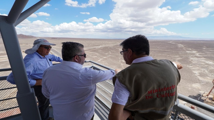Ministro de Cultura visitó las Líneas de Nasca y constató que no existen afectaciones considerables debido a lluvias en la zona