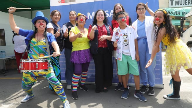 Día Mundial de Cáncer Infantil Minsa realizó detección temprana a niñas y niños en Mercado Productores Santa Anita