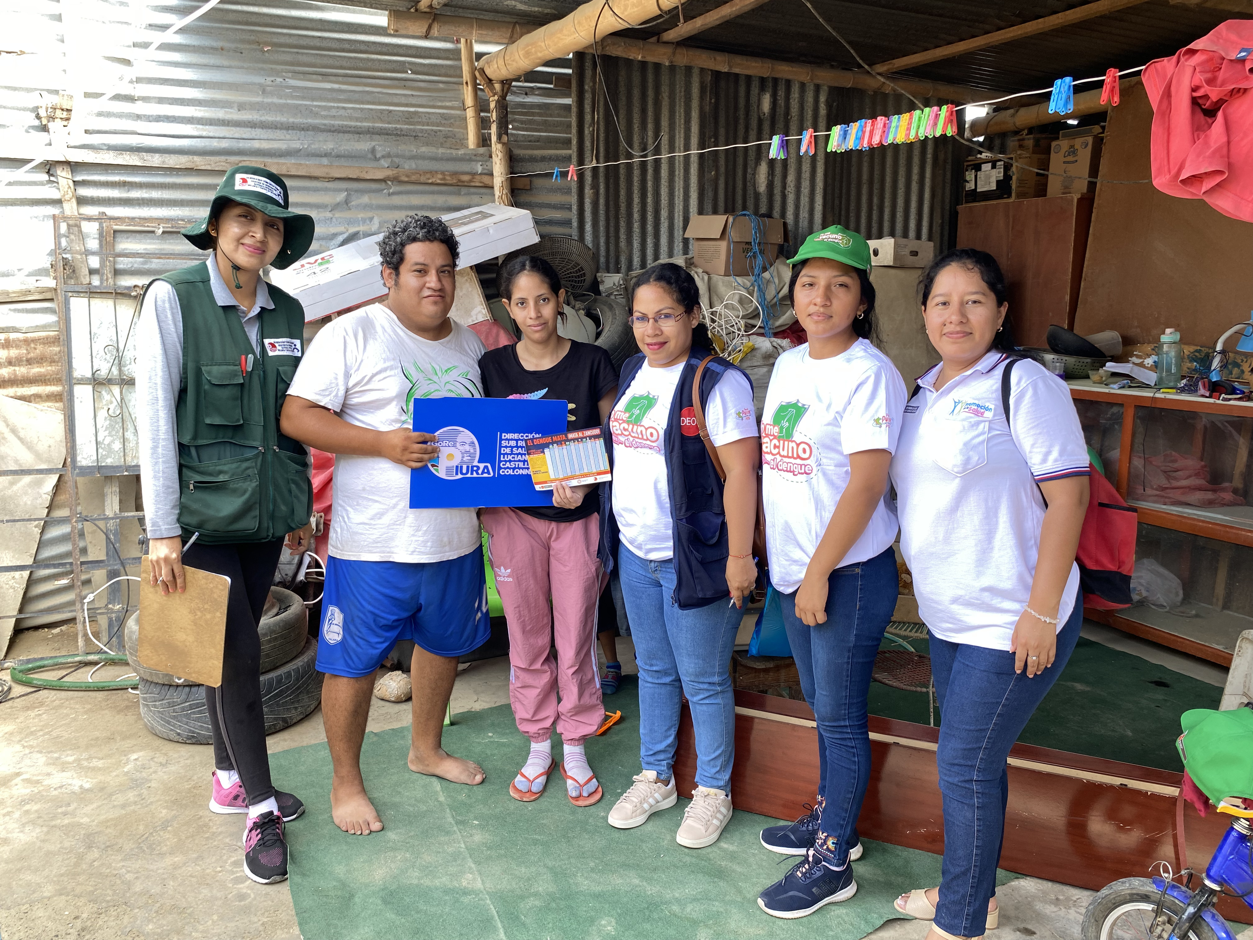 Brigadas de salud realizan visitas domiciliarias, fumigación y charlas informativas para prevenir la propagación del Aedes aegypti