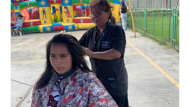 La celebración, fue posible gracias al apoyo de la Municipalidad de El Agustino, a través de la Oficina de Participación Ciudadana.
Los vecinos y los pequeños pudieron acceder a los servicios gratuitos de: corte de cabello, manicure, caritas pintadas, pintura, dibujo.
Seguiremos trabajando de manera descentralizada para llevar estos servicios gratuitos a todos los rincones de nuestro distrito.