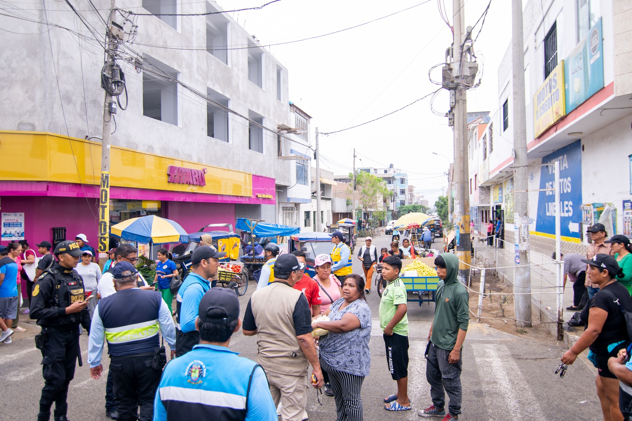 Inician operativos de control de comercio ambulatorio en zona rígidas