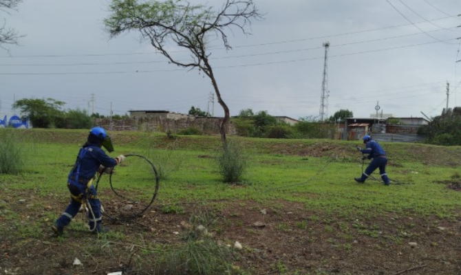 Enosa y PNP intervienen conexiones clandestinas en Tumbes 2