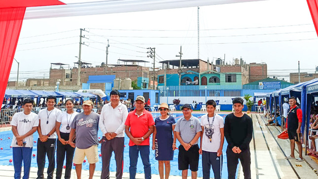 Huaral fue sede de I Campeonato de Natación con más de 320 competidores 