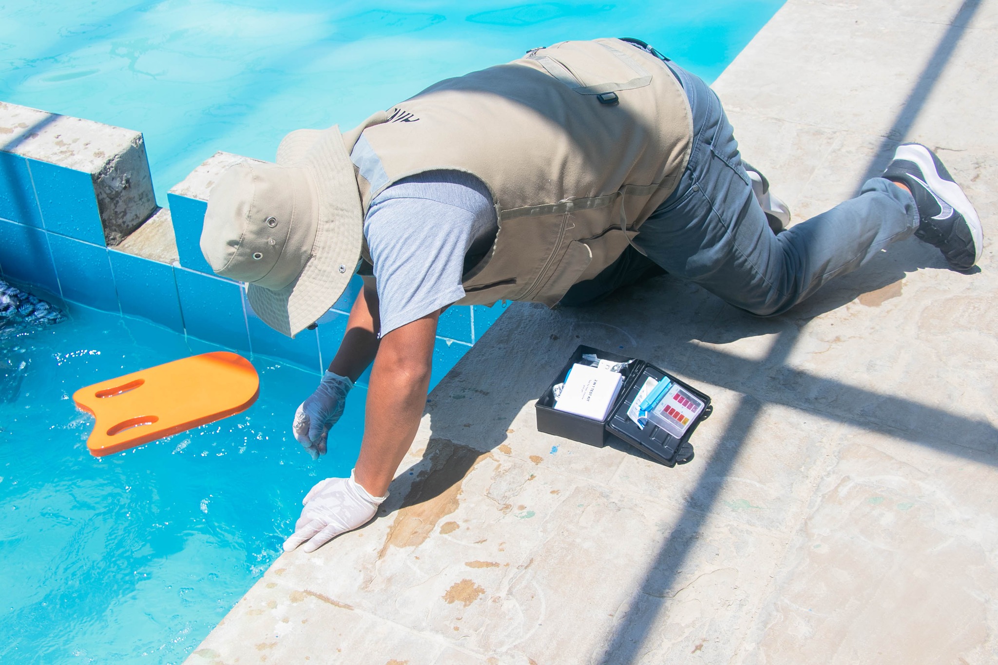 Municipalidad realiza operativo inopinado denominado “piscinas saludables en Huarmey”