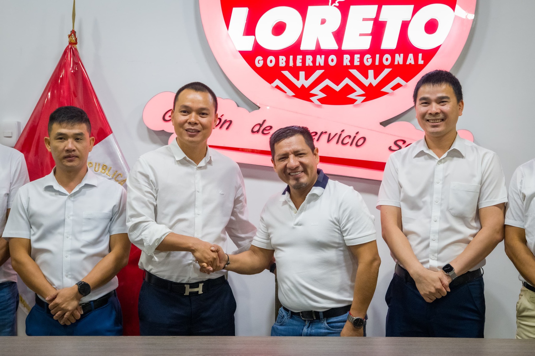 "El Gobernador Dr. René Chávez garantiza internet 4G para 13 pueblos de Loreto junto a Bitel"