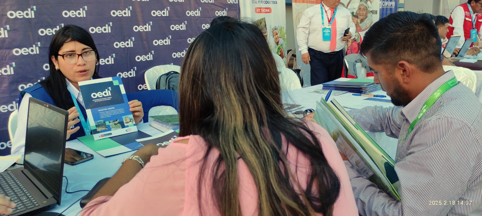Fotografía del equipo técnico del OEDI en el evento Mesa Municipal Macro Sur I