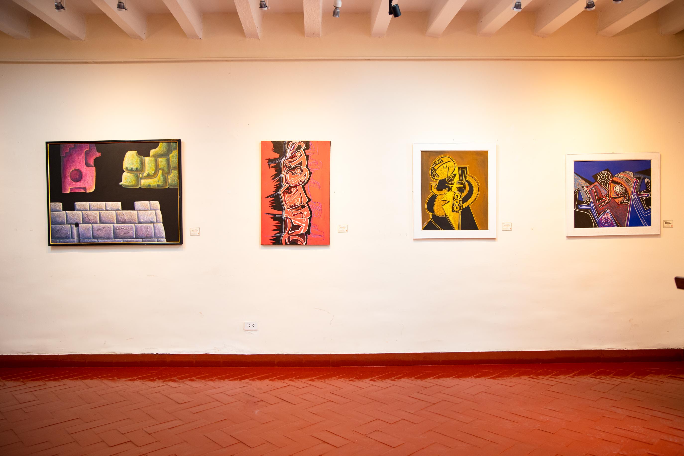 Exhibición de las obras en la Sala Mariano Fuentes Lira de la UNADQTC