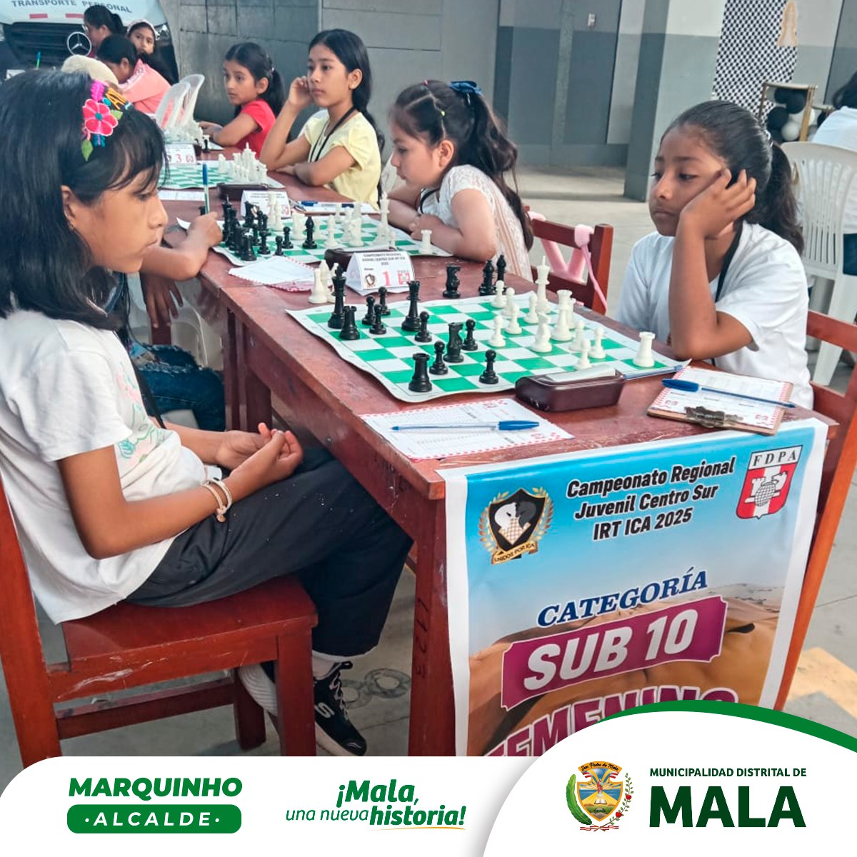 "Del 14 al 16 de febrero, los niños de la Escuela Municipal de Ajedrez participaron en el Torneo Regional Par Centro Sur - Ica 2025, llevado a cabo en la ciudad de Ica - Tinguiña. En este evento, que reunió a participantes de diversas localidades del Centro Sur (Mala, Cañete, Ica, Ayacucho, Puquio), nuestros representantes lograron destacar al obtener los primeros lugares. Este torneo tiene la particularidad de ser clasificatorio para el Campeonato Nacional, que se celebrará en Lima del martes 25 de febrero al domingo 2 de marzo."
¡Un verdadero orgullo ver su progreso y pasión por el ajedrez!
Felicitamos los logros obtenidos por nuestros estudiantes:
🥇 Burgos Quispe, Félix Álvaro – Sub-6 Absoluto
✅ 1er Lugar: modalidad clásica
✅ 1er Lugar: modalidad rápidas
✅ 2do Lugar: modalidad blitz
🥇 Puma Lezama, Vasco Tomas Antonio – Sub-10 Absoluto
✅ 7mo Lugar: modalidad clásica
🥇 Vera Alca, Astrid Thais – Sub-10 Femenino
✅ 1er Lugar: modalidad clásica
✅ 2do Lugar: modalidad rápidas
🥇 Puma Lezama, Freddy Gabriel – Sub-12 Absoluto
✅ 3er Lugar: modalidad blitz
✅ 9no Lugar: modalidad clásica
🥇 Palomino Quispe Mateo Henry - Sub14 Absoluto
✅ 1er Lugar: modalidad clásica
✅ 1er Lugar: modalidad rápidas
✅ 1er Lugar: modalidad blitz
🥇 Prado Mendivil Carlos Roberto - Sub14 Absoluto
✅ 9no Lugar: modalidad clásica
🥇 Francia Gutiérrez Nefi Santiago - Sub 14
✅ 22 Lugar: modalidad clásica
🥇 Puma Lezama, Ángela Fernanda – Sub-14 Femenino
✅ 4to Lugar: modalidad clásica
🥇 Murga Carrión Kael Salvador - Sub 08
✅ 8vo Lugar: modalidad clásica
✅ 7mo Lugar: modalidad blitz
𝙈𝙖𝙡𝙖, 𝙪𝙣𝙖 𝙣𝙪𝙚𝙫𝙖 𝙝𝙞𝙨𝙩𝙤𝙧𝙞𝙖 🌄