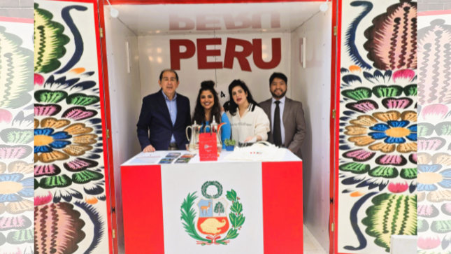 Embajada del Perú en Kuwait promueve la cultura peruana en el “Makers Market”