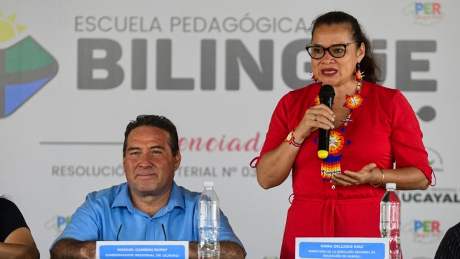 BILINGUE