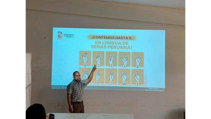 Con gran Γ©xito se dio inicio a los Talleres de EspecializaciΓ³n en el uso de la lengua de seΓ±as, totalmente gratis.