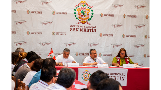 Alcaldesa sostiene reunión con Premier.