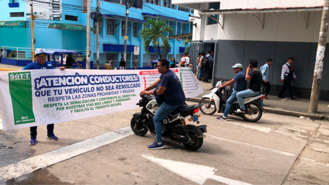 Sensibilización a los conductores de vehículos mayores y menores.
