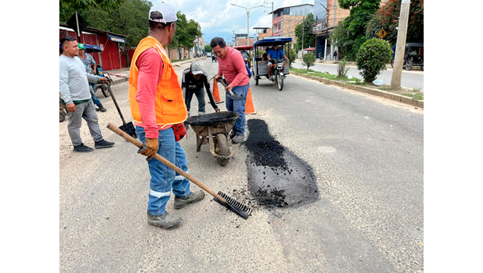 Resanado de vΓas en el jr. Alfonso Ugarte Cdra. 18, 19, 20 y 21.