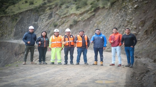 Iniciarán trabajos en la vía AN-104 para restablecer el tránsito