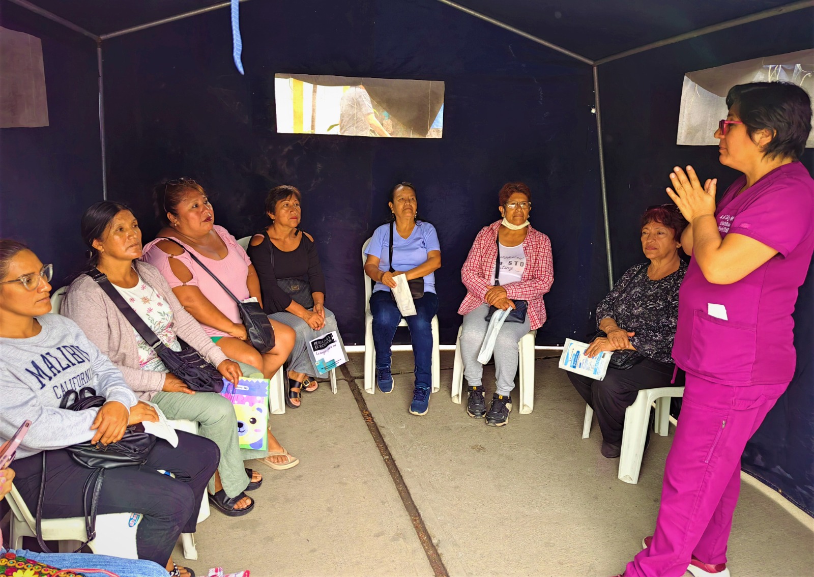 Hospital Sergio E. Bernales inició con éxito Campaña Nacional de Prevención del Cáncer para salvar más vidas
