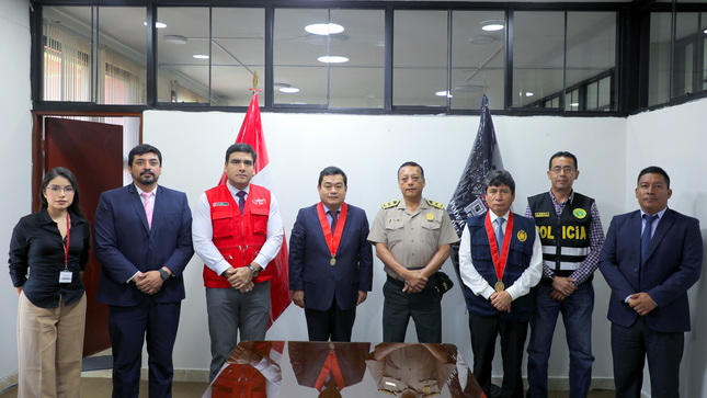 Presidente de la Corte Superior de Justicia de Tumbes se Reúne con Operadores de Justicia para Fortalecer Unidad de Flagrancia