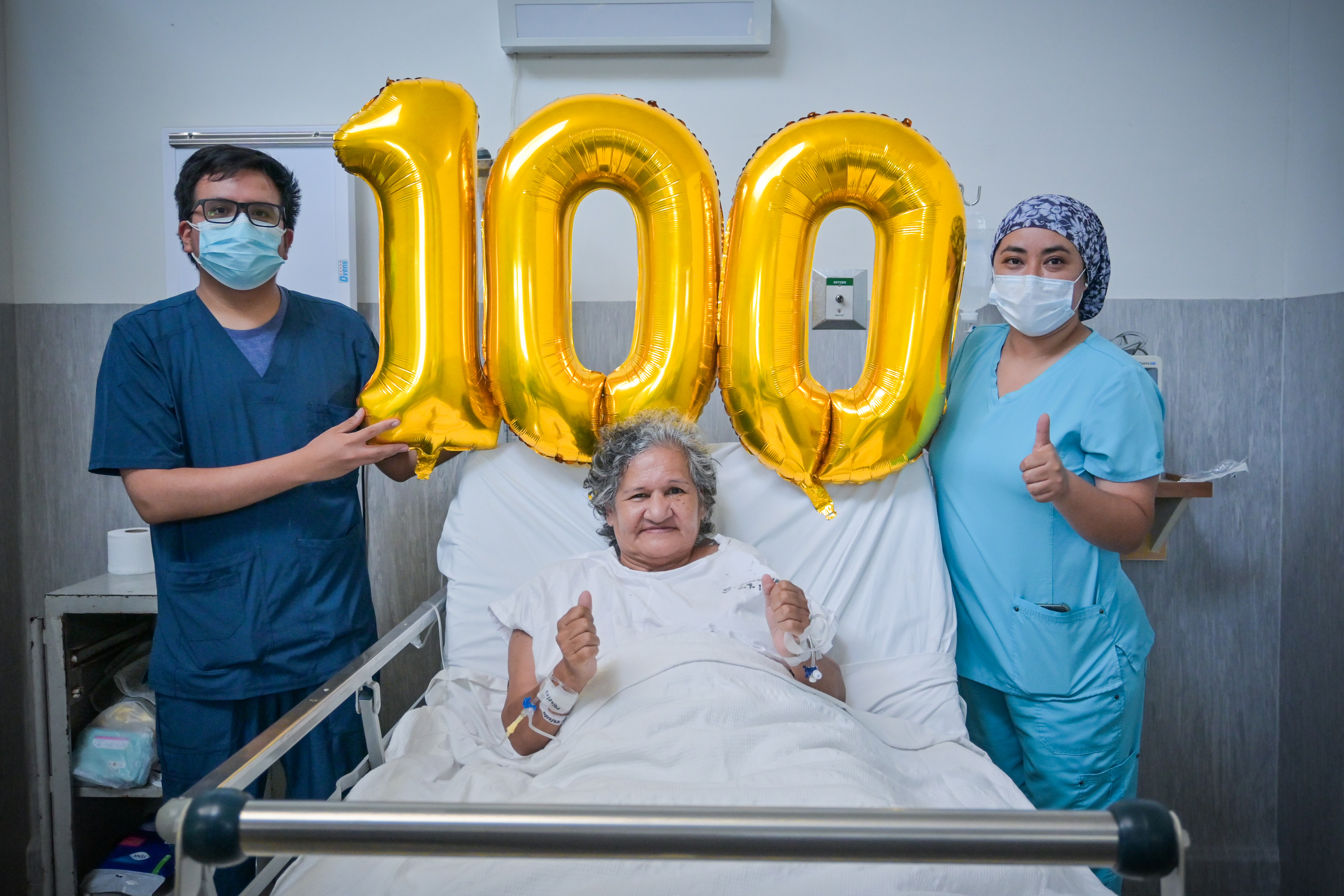Transformando vidas: Hospital Nacional Dos de Mayo alcanza las 100 cirugías robóticas exitosas
