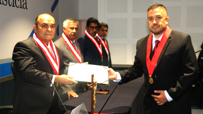 Presidente de la JNJ tomó juramento a trece nuevos jueces titulares