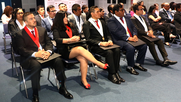 Presidente de la JNJ tomó juramento a trece nuevos jueces titulares