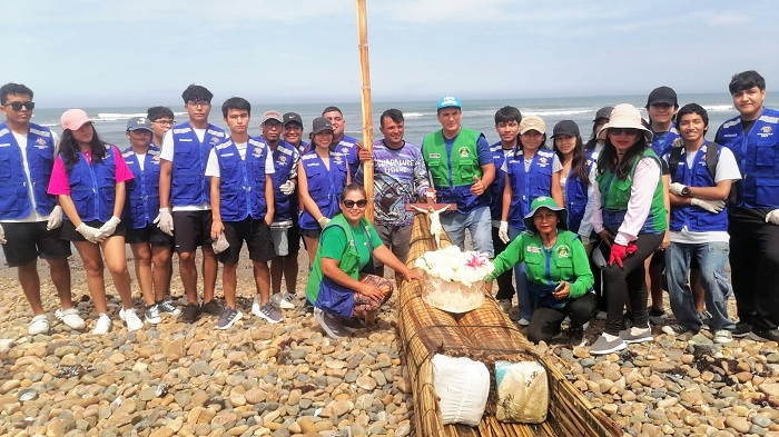 Como cada fin de semana, se realizó una importante campaña de limpieza en el balneario La Barranca, con el apoyo de promotores ambientales voluntarios de la UNT. La Unidad de Gestión Ambiental del Gobierno Municipal de Guadalupe, refuerza el llamado a los veraneantes para un manejo responsable de los residuos. ¡A cambiar y no ensuciar!