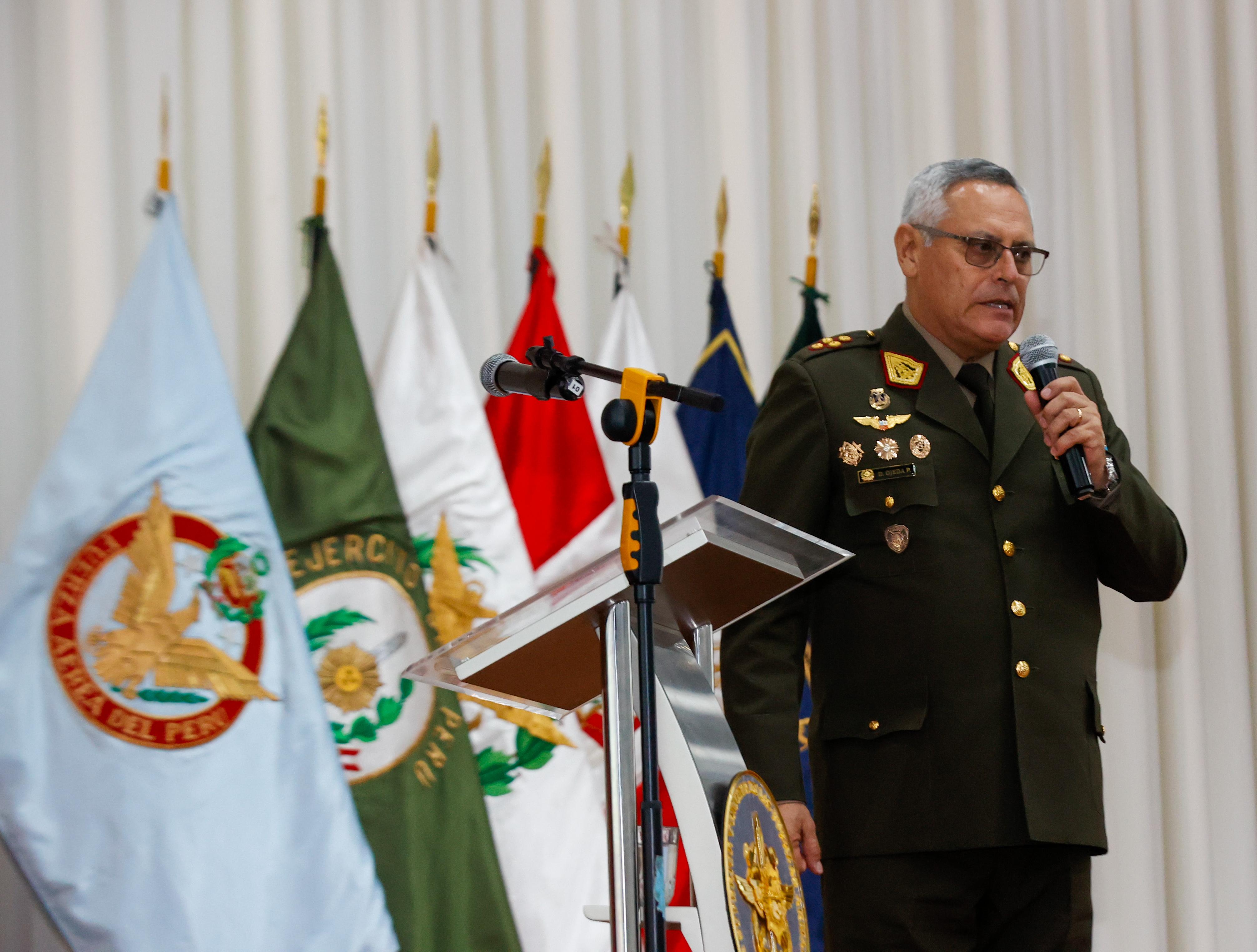 Viceministro de Políticas para la Defensa, César Torres, inauguró el simposio “Alto Cenepa, 30 años después: estrategia, diplomacia y legado de un conflicto”.