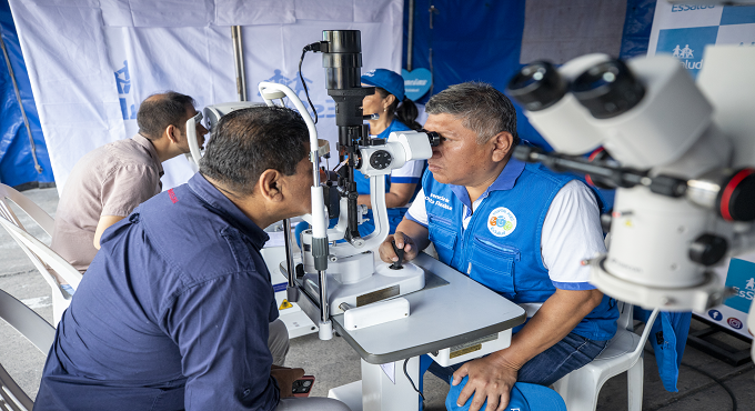 EsSalud inicia una gran jornada de atenciones médicas y cirugías en cuatro regiones del país