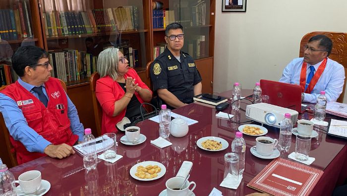 Aprueban solicitar implementación de la Unidad Modelo de Flagrancia en Ucayali