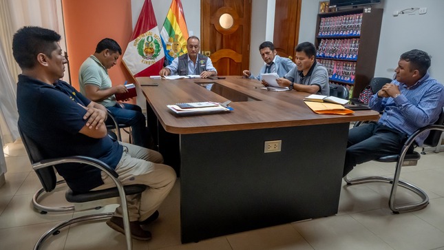 Reunión sobre conectividad vial