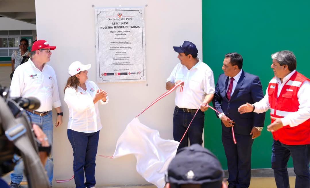 Presidenta Dina Boluarte y gobernador Luis Neyra inauguran colegio Nuestra Señora De Fátima en Sullana