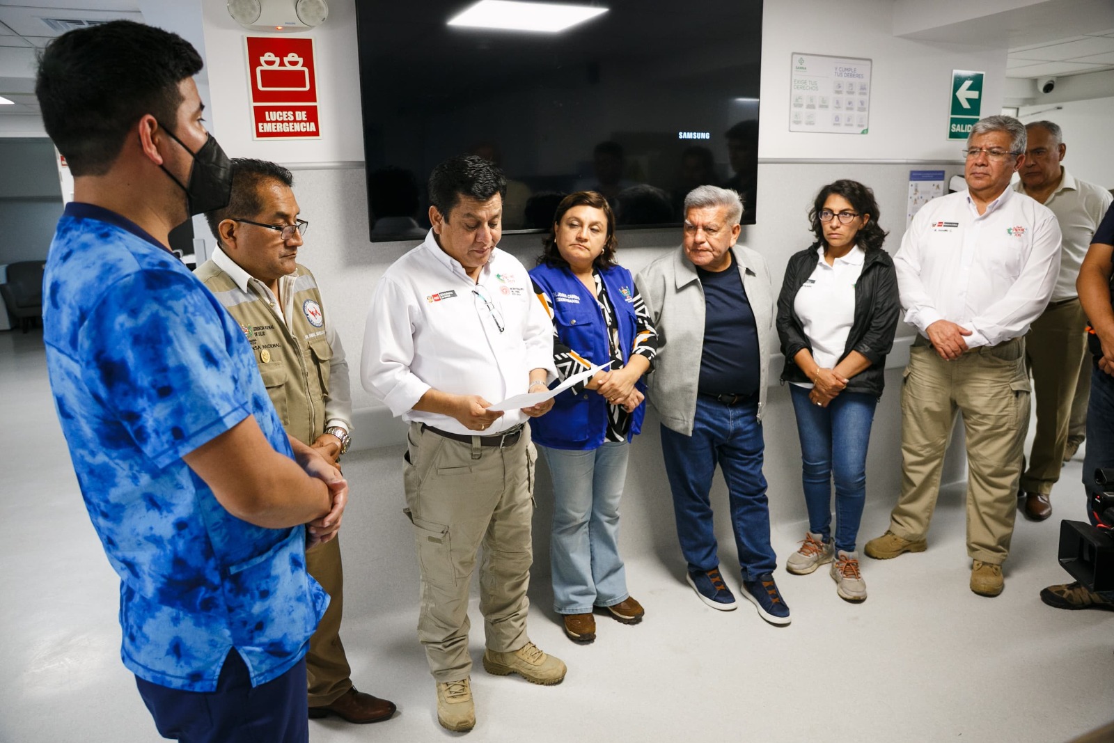 El Gobierno intensifica las coordinaciones de rescate y refuerza la atención de salud en las víctimas.