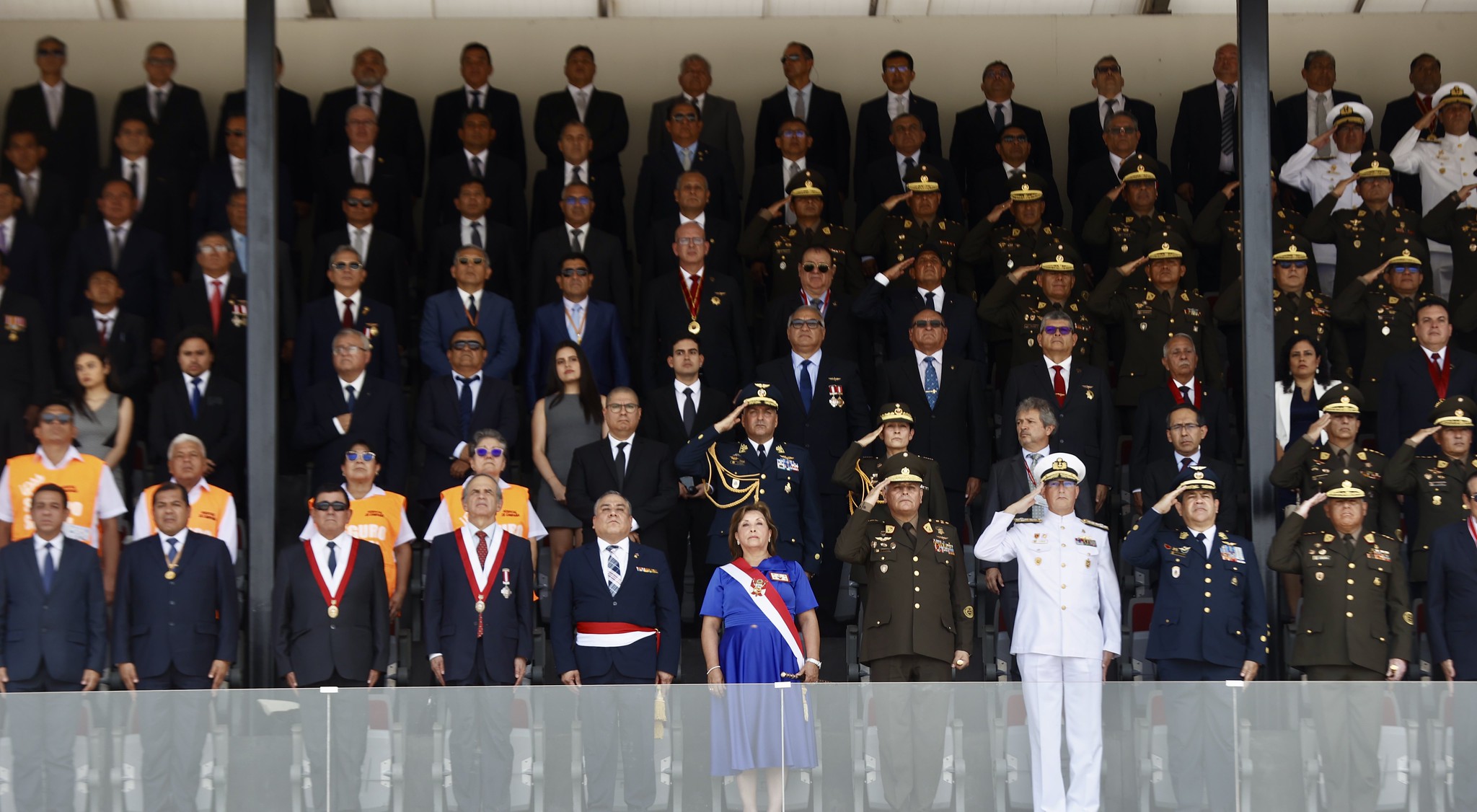 Presidenta de la República encabezó ceremonia por el XXX Aniversario de las Operaciones del Alto Cenepa