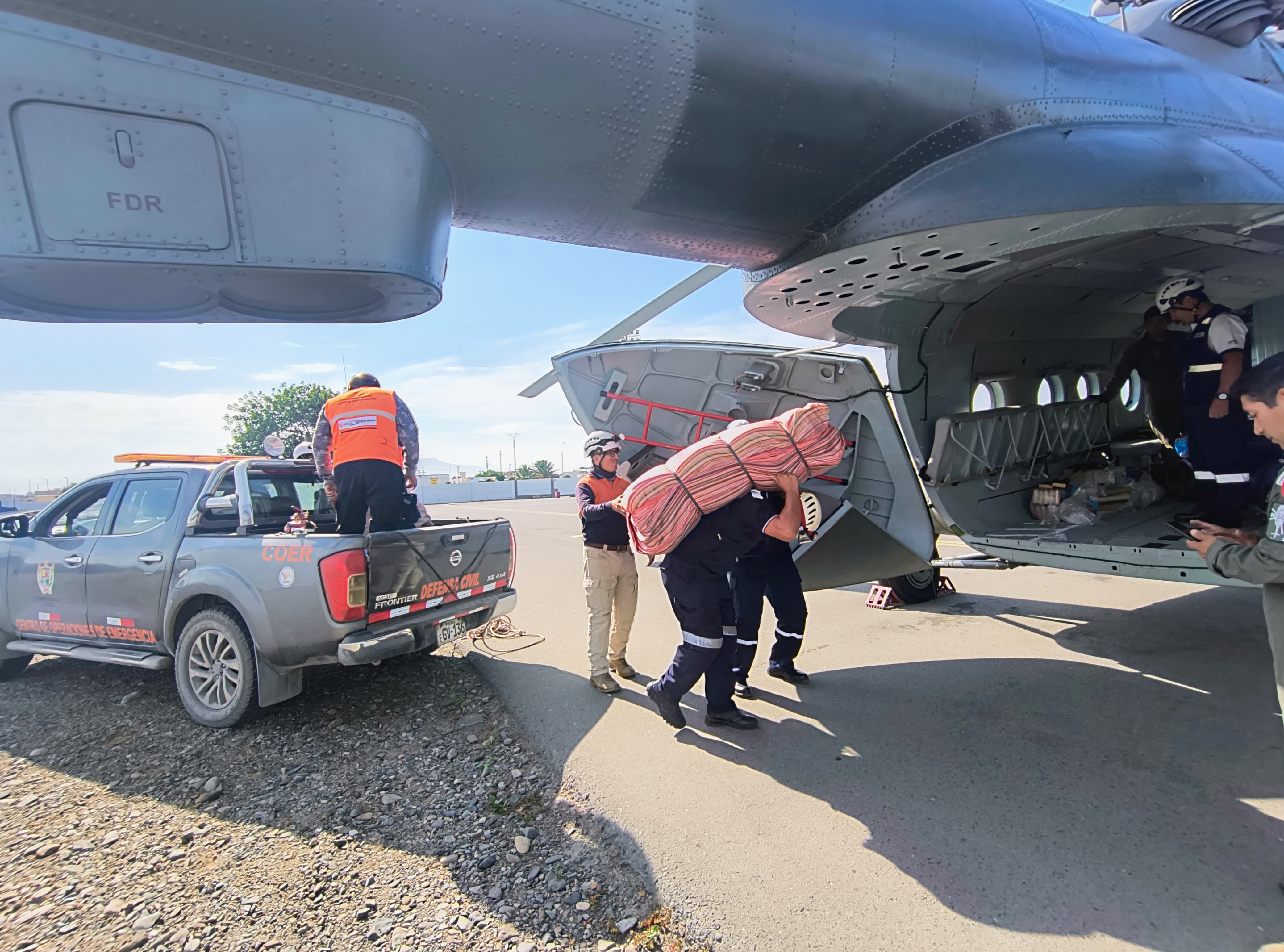 Gore Atiende Emergencia En Pataz Y Bolívar Con Helicóptero