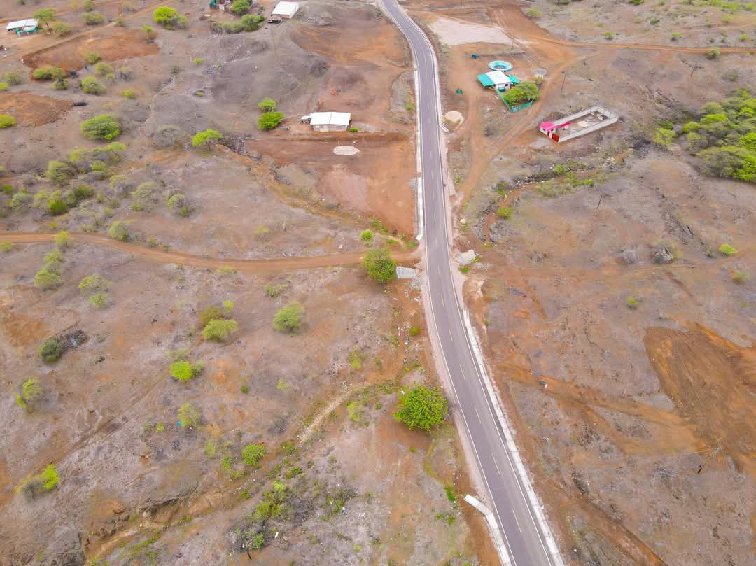 Gobernador Luis Neyra inaugura carretera Chilaco Pelados-La Bocana en beneficio de poblados fronterizos de Lancones-Sullana