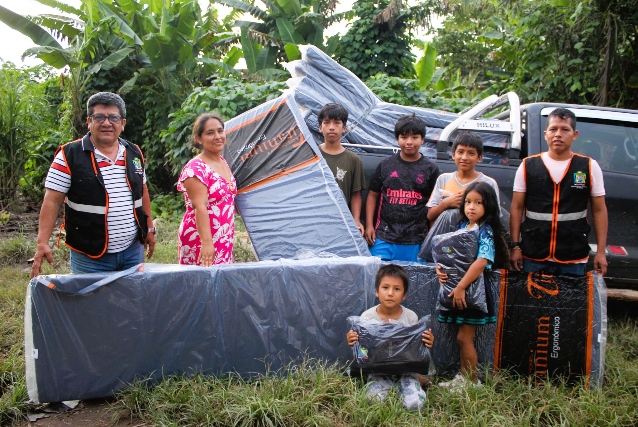 Apoyo Humanitario A Familia Afectada Por Inundaci贸n