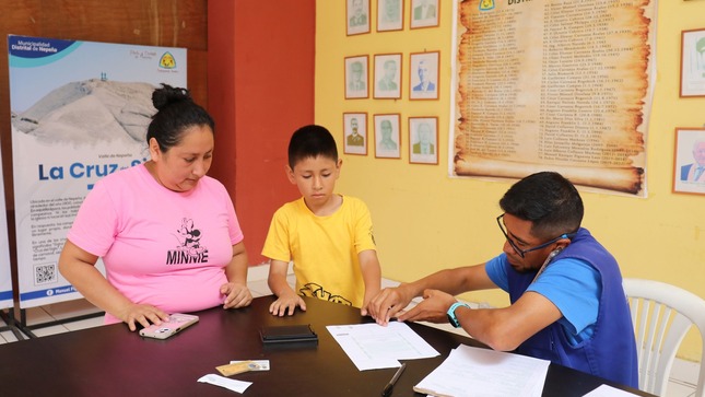 Primer trámite de DNI electrónico para menores de edad 