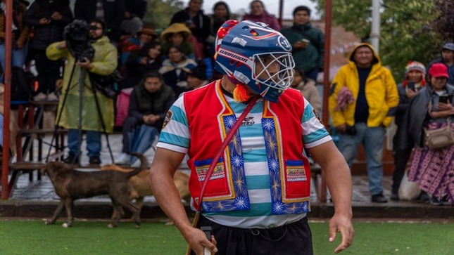 Encuentro internacional de juegos tradicionales Gayado K´asuy Cusipata y Hockey de Canadá Un deporte de Hermanamiento