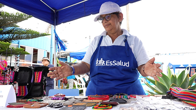 Verano Inclusivo: EsSalud ofrece talleres gratuitos de nado sincronizado y taekwondo