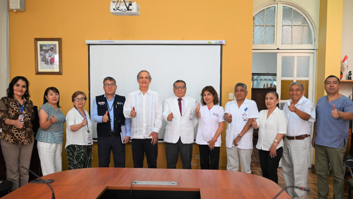 Congresista Roberto Chiabra se reunió con el director general del Instituto Nacional de Salud del Niño