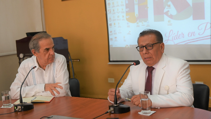 Congresista Roberto Chiabra se reunió con el director general del Instituto Nacional de Salud del Niño
