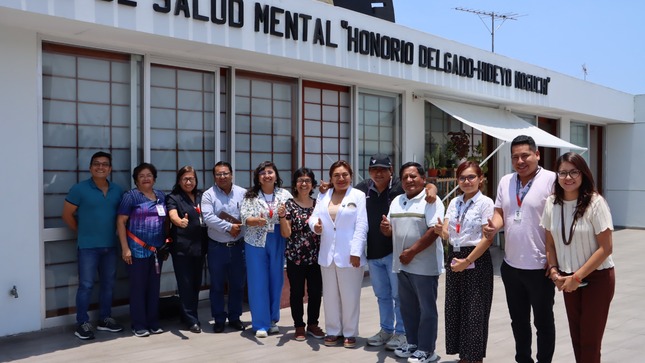 Asociación de Padres y Amigos de Personas con Autismo se reúne con directivos del INSM “HD-HN”