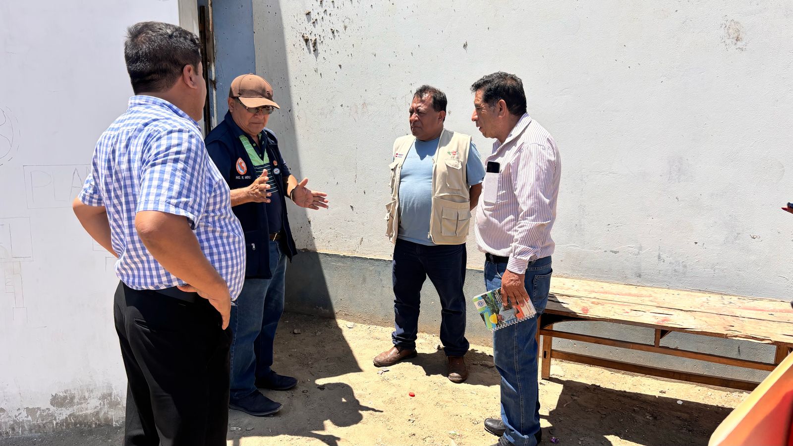 Autoridades realizan inspección técnica de los centros educativos de Huarmey
