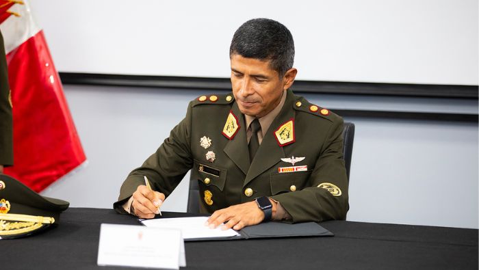 Suscripción de adenda de convenio entre el Ceplan y la Escuela Superior de Guerra del Ejército – Escuela de Postgrado (ESGE-EPG)