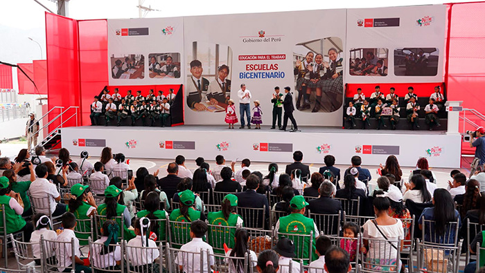 Inauguramos la vigésima segunda Escuela Bicentenario: 1255 Walter Peñaloza Ramella en Huaycán