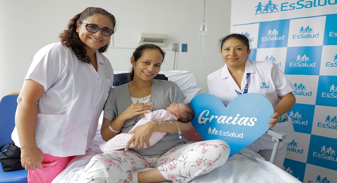 Paciente con hemofilia cumple su sueño y se convierte en madre en el Hospital Rebagliati de EsSalud