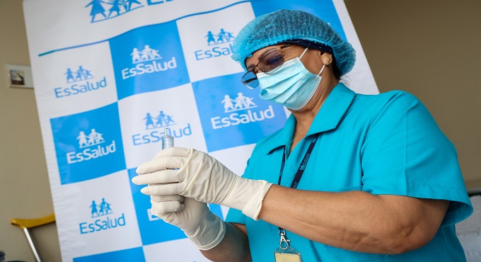 Paciente con hemofilia cumple su sueño y se convierte en madre en el Hospital Rebagliati de EsSalud