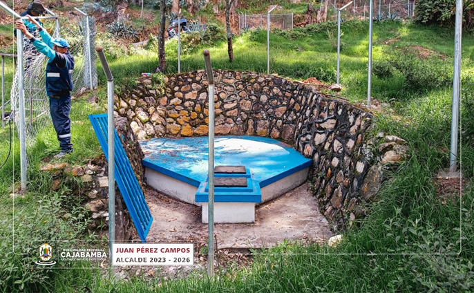 Construcción de cerco perimetrico de la captación y reservorio de Tacshana