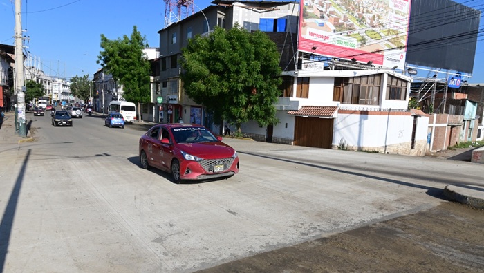 Reaperturan Av. Sánchez Cerro