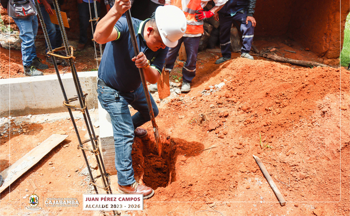 Alcalde supervisa avance de obra de agua y saneamiento en las localidades de Chanshapamba, Churgapamba y Chucruquio