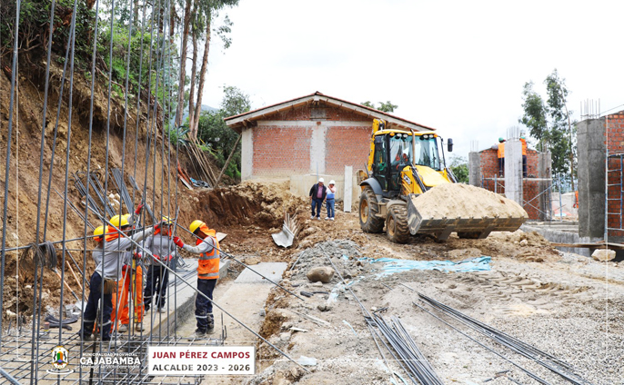 Alcalde supervisa avances del Proyecto Educativo en Campana